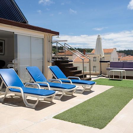 By The Sea - Nazare Bed & Breakfast ภายนอก รูปภาพ