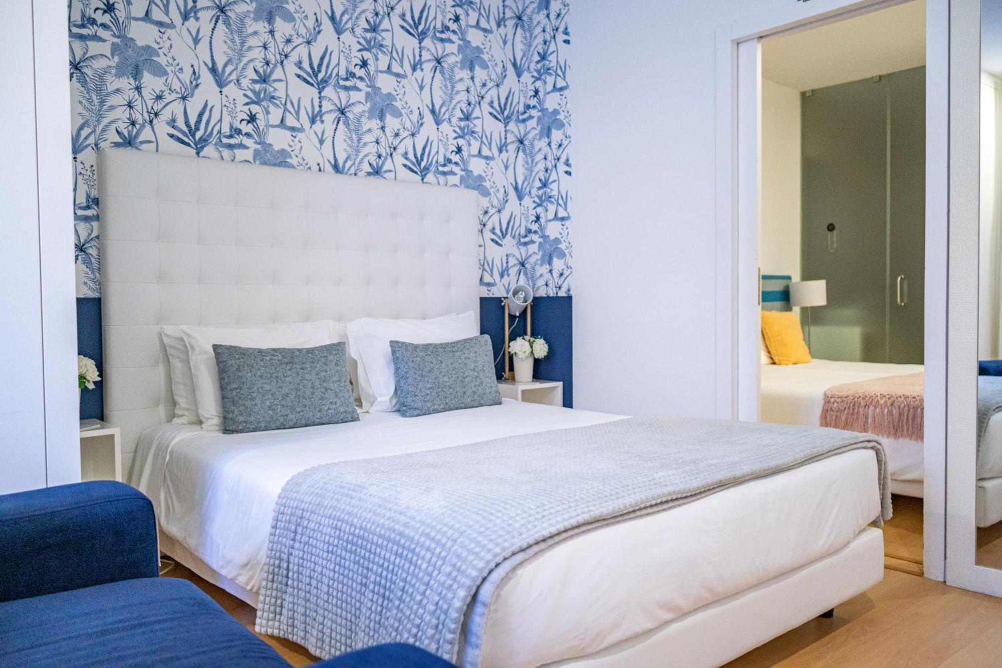 By The Sea - Nazare Bed & Breakfast ภายนอก รูปภาพ
