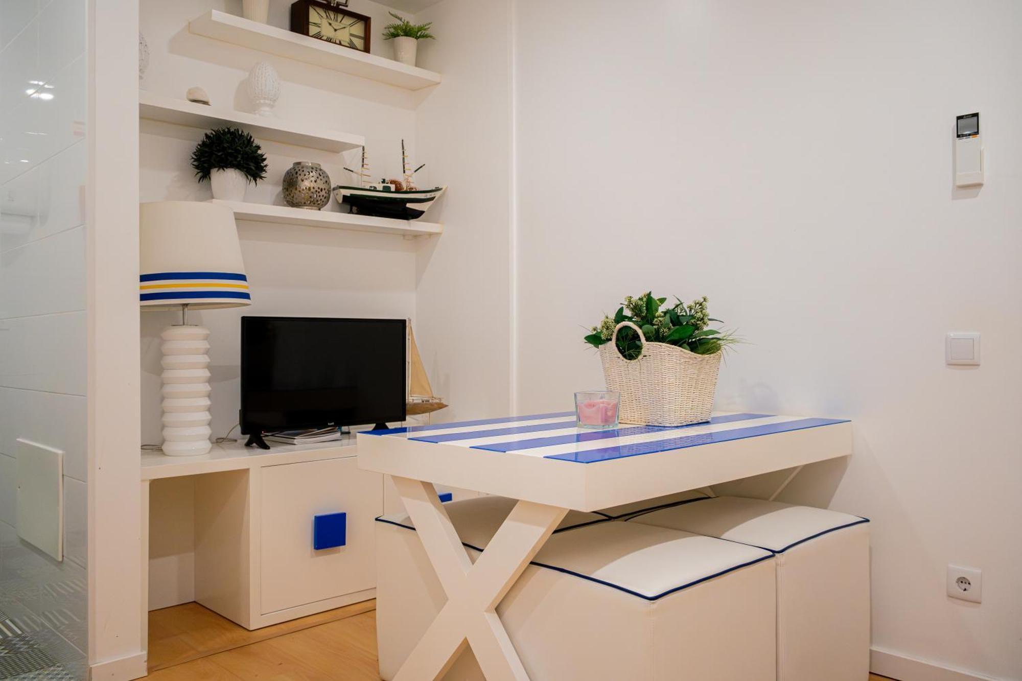 By The Sea - Nazare Bed & Breakfast ภายนอก รูปภาพ