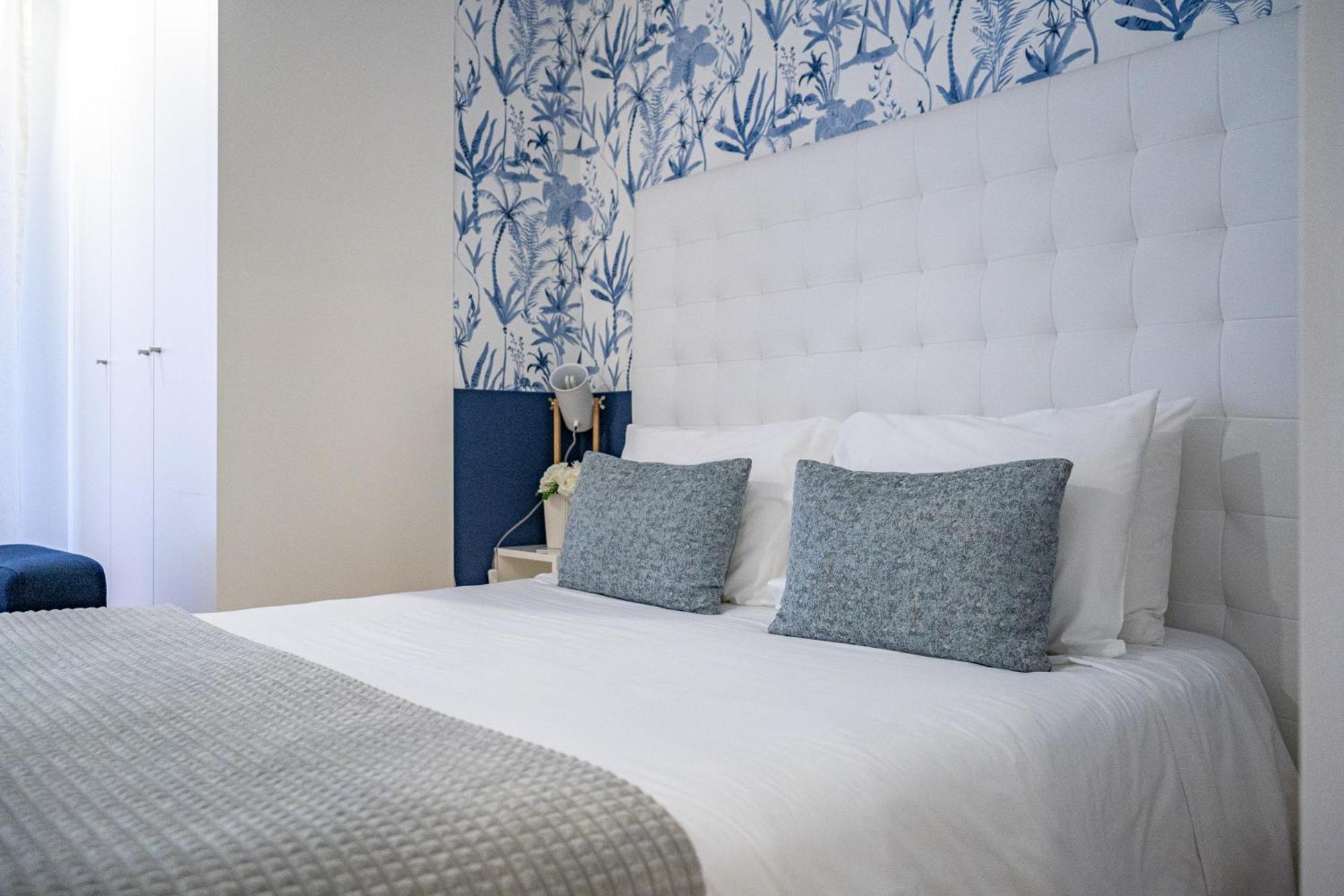 By The Sea - Nazare Bed & Breakfast ภายนอก รูปภาพ