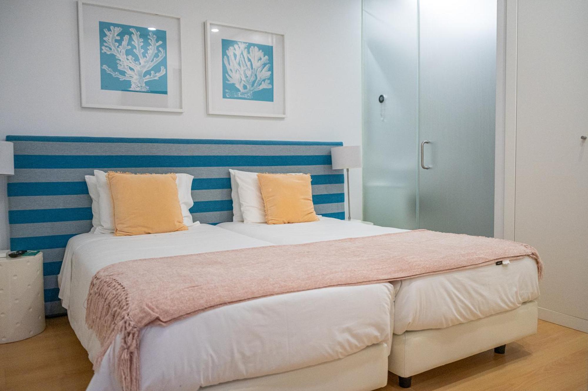 By The Sea - Nazare Bed & Breakfast ภายนอก รูปภาพ
