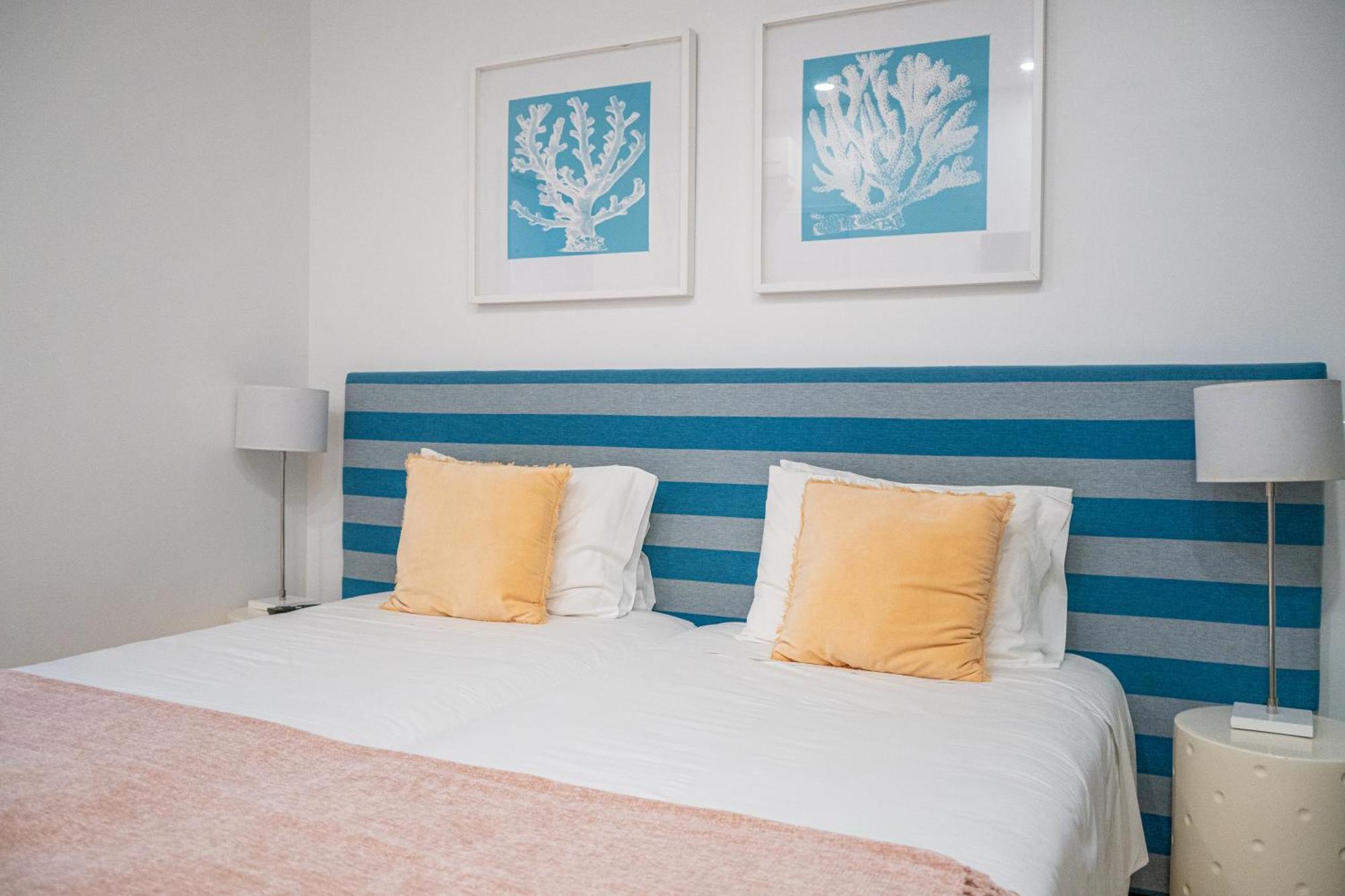 By The Sea - Nazare Bed & Breakfast ภายนอก รูปภาพ