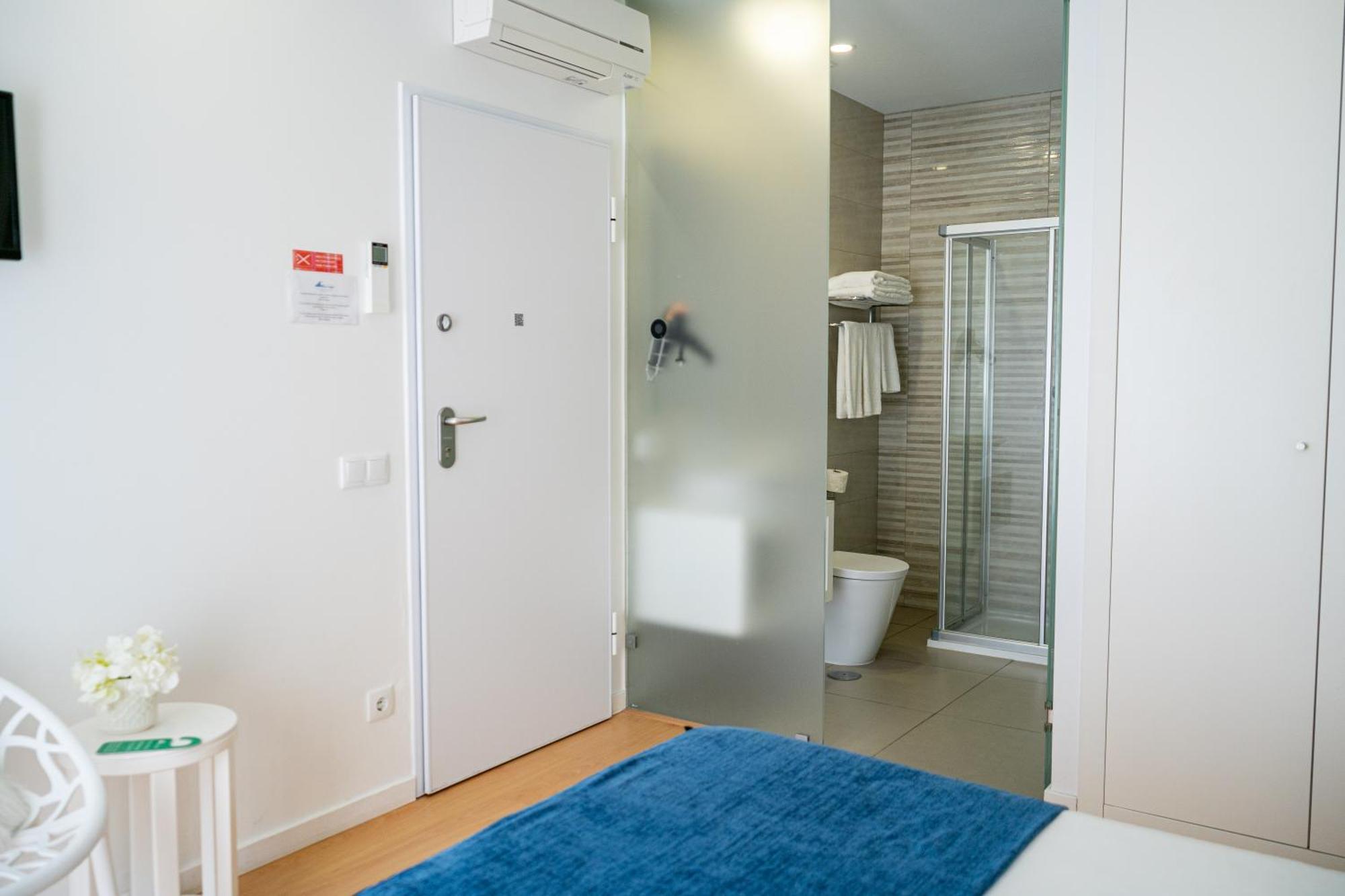 By The Sea - Nazare Bed & Breakfast ภายนอก รูปภาพ